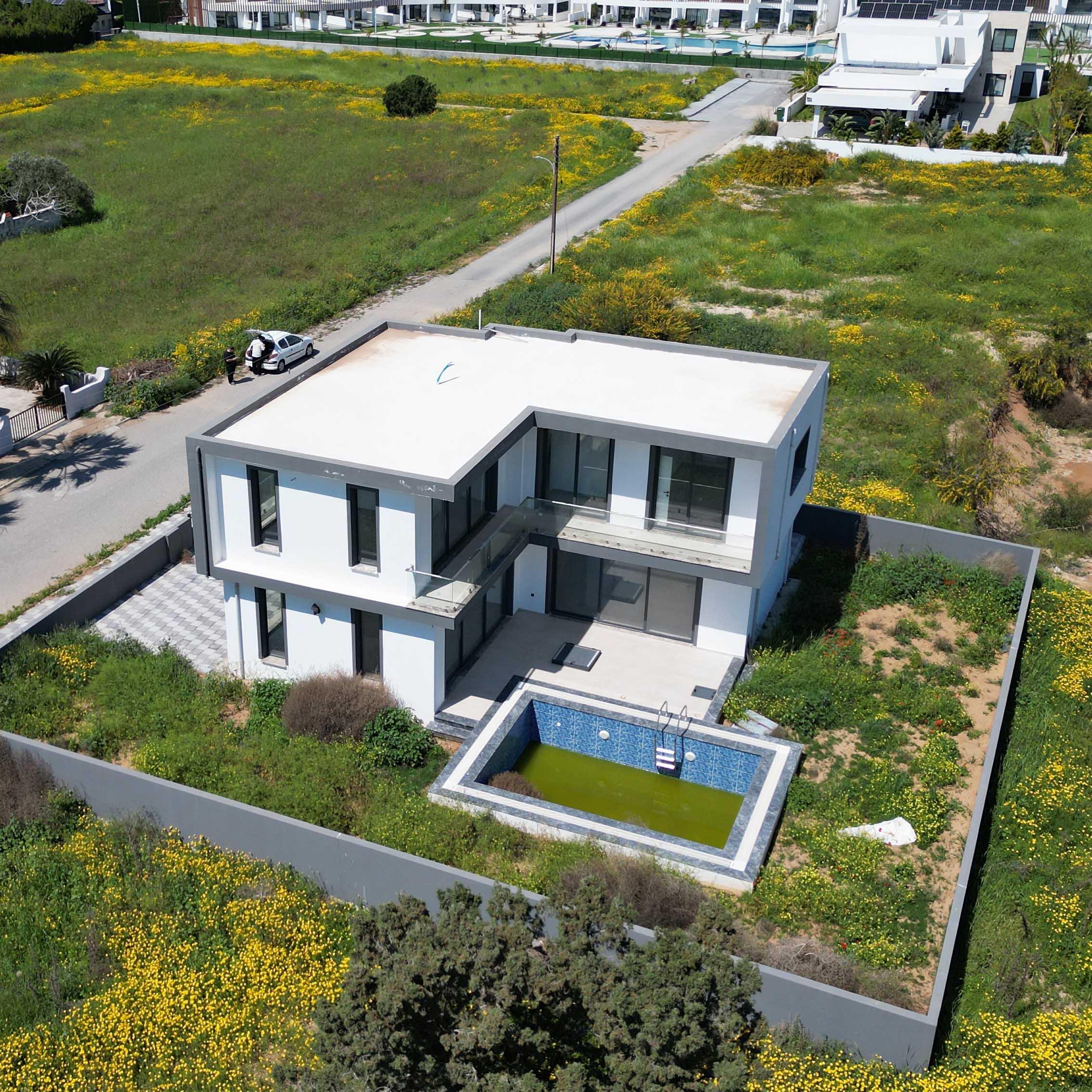 YENİBOĞAZİÇİ ŞOK FİYATA SATILIK VİLLA!